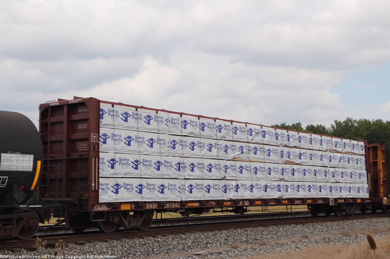 BNSF 561640