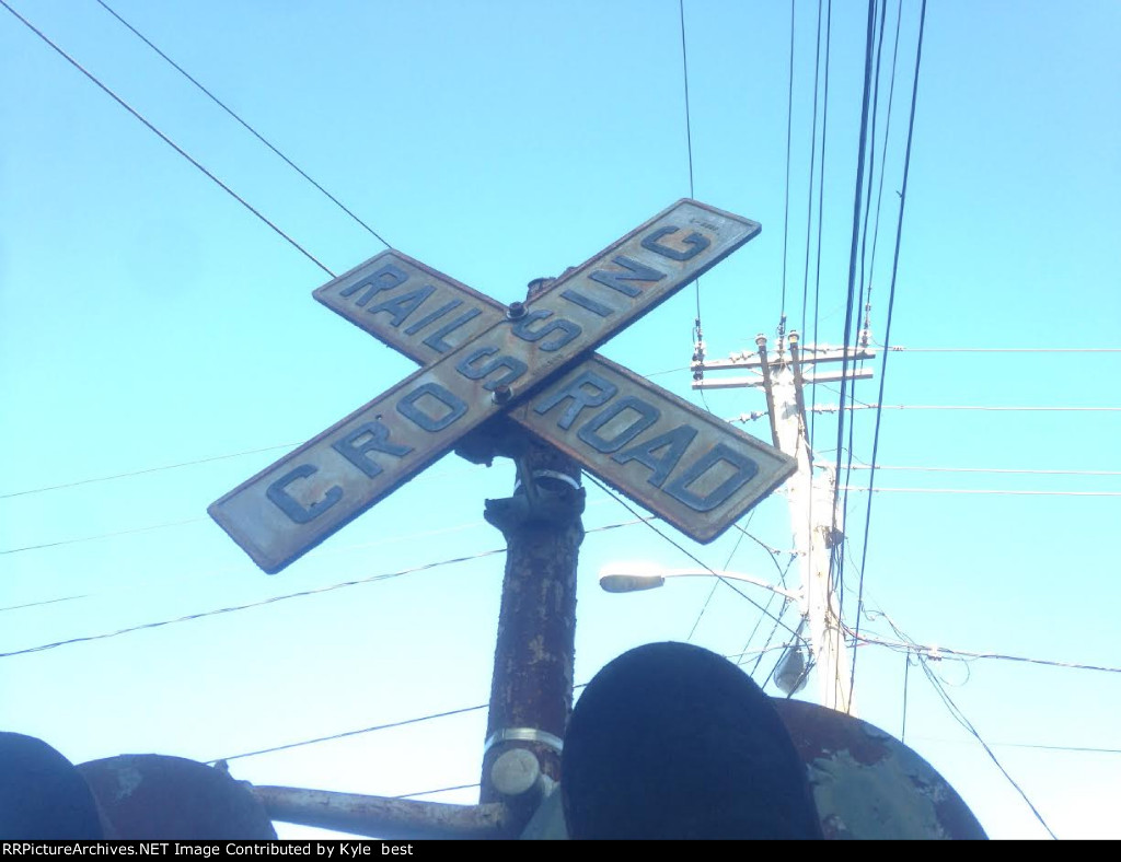 Cast iron crossbucks 