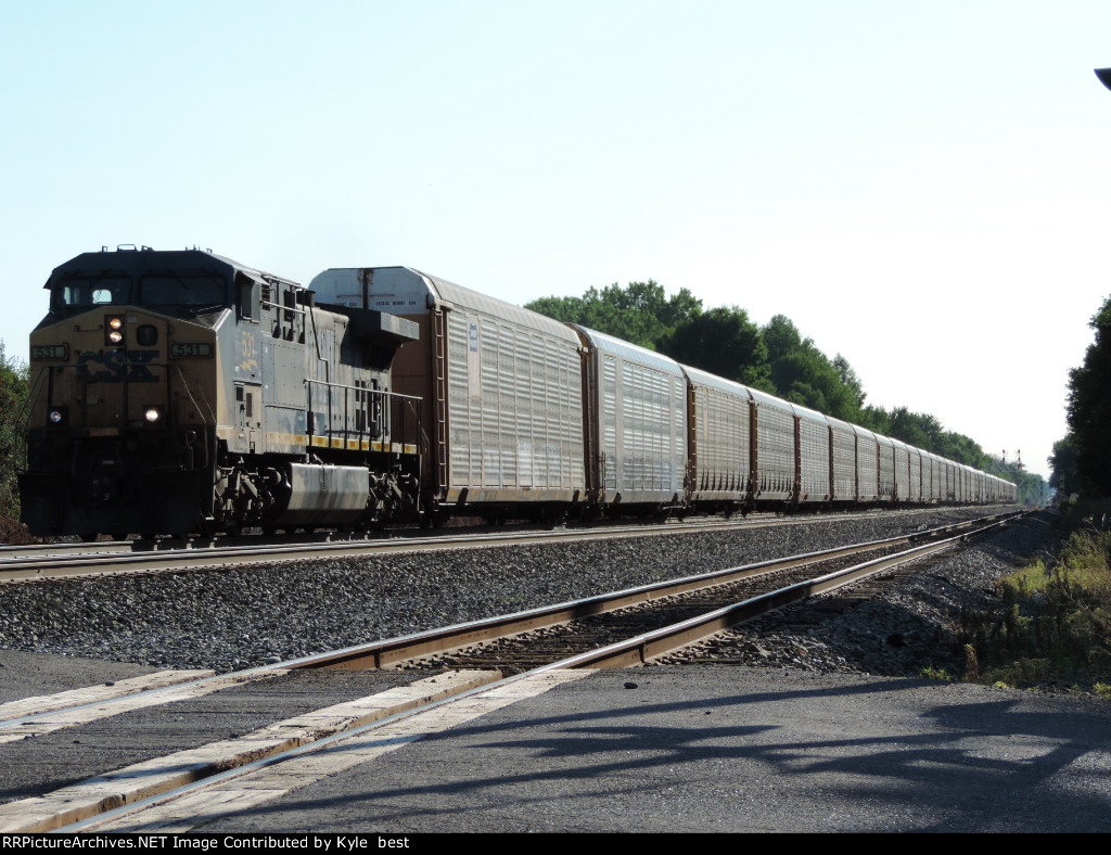 CSX 531 on M212 