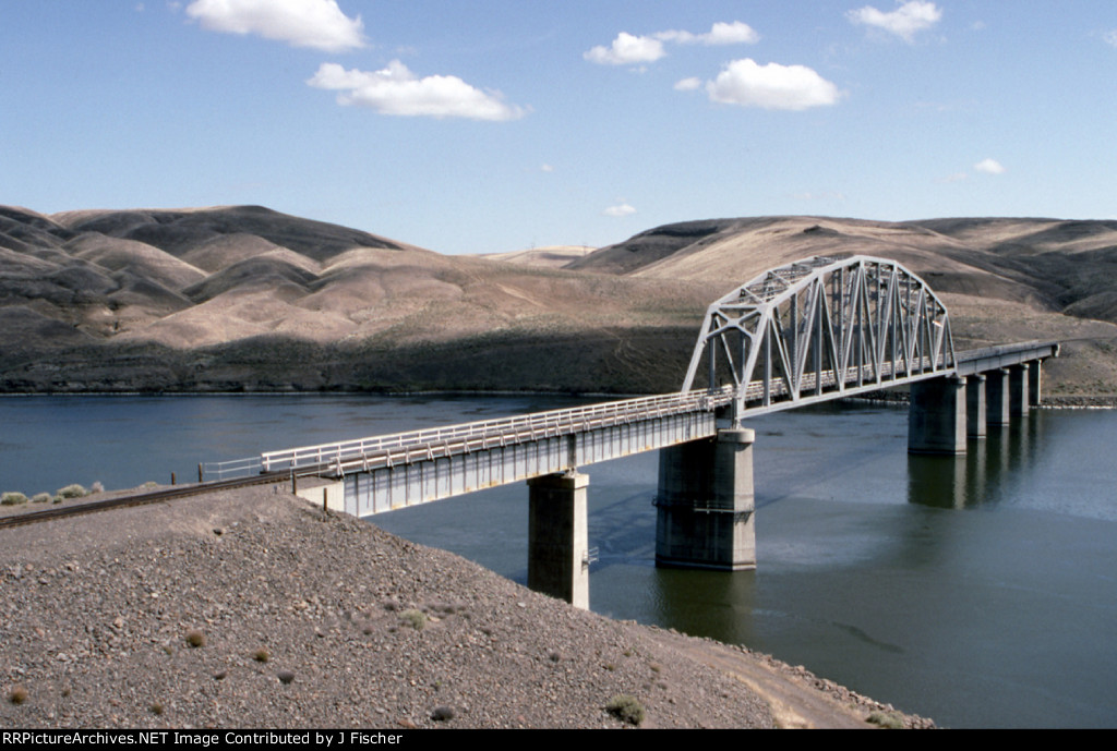 UP Bridge over the Snake River