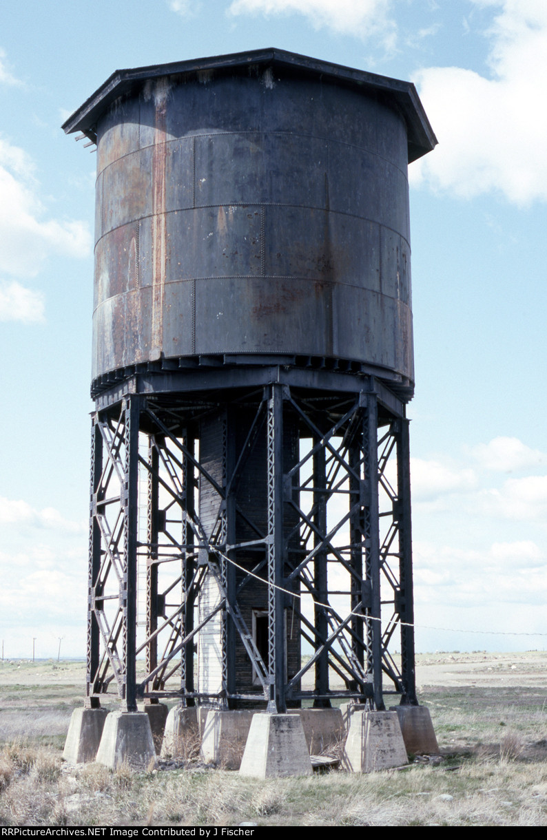 Water tank