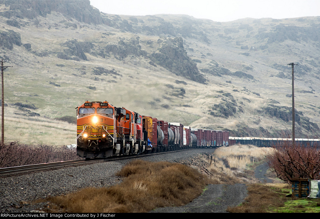 BNSF 4413