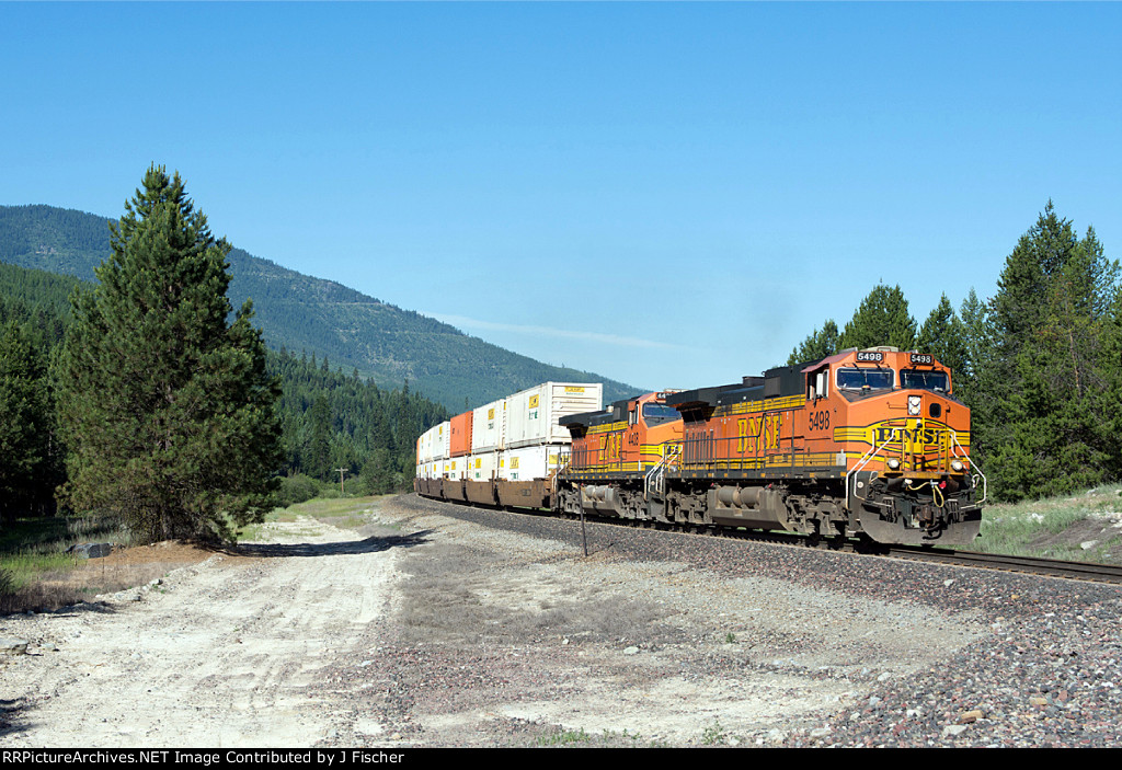 BNSF 5498