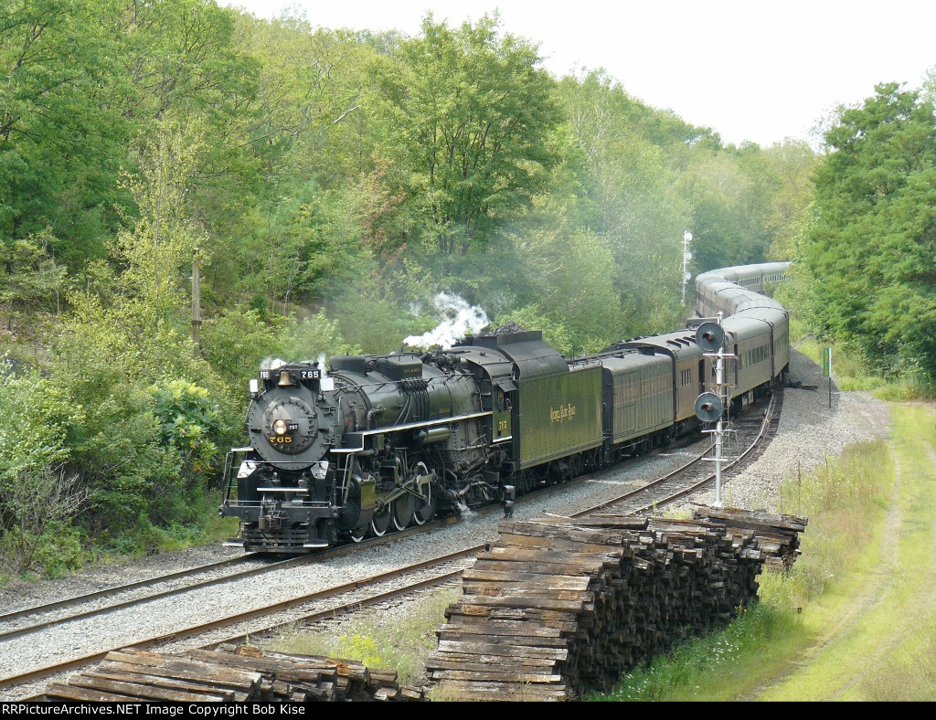 Downgrade  on the 1.3% at Laurel Run at 11:46 a.m.