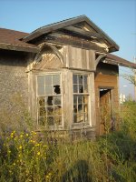 Former ATSF Holcomb Depot