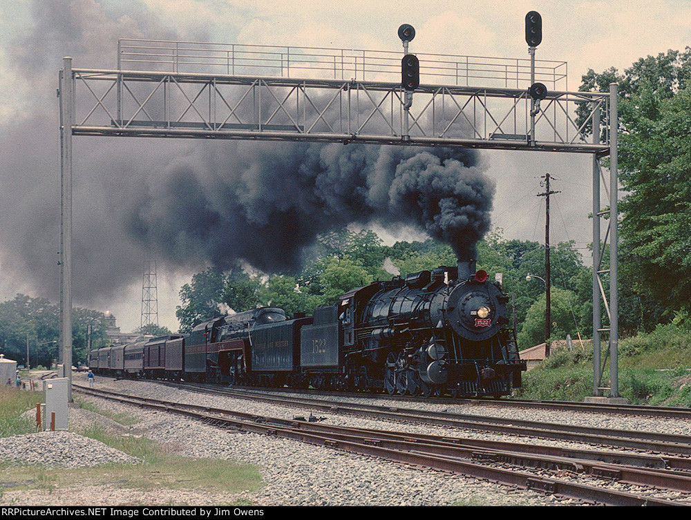 SLSF 1522 eastbound to the 1994 NRHS convention in Atlanta.