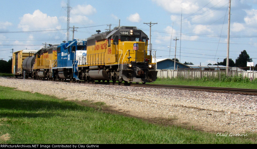 UP1896 loads the local south at Sikeston