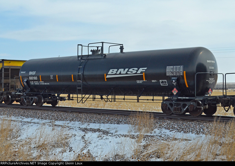 BNSF 880180