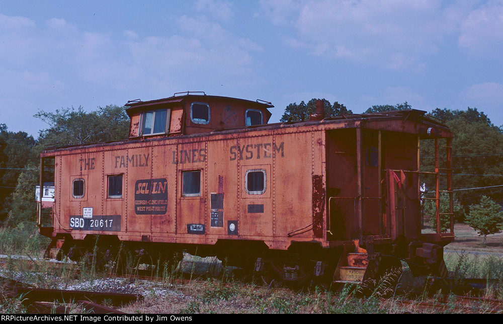 SBD caboose on the Sequatchie Valley at Bridgeport.