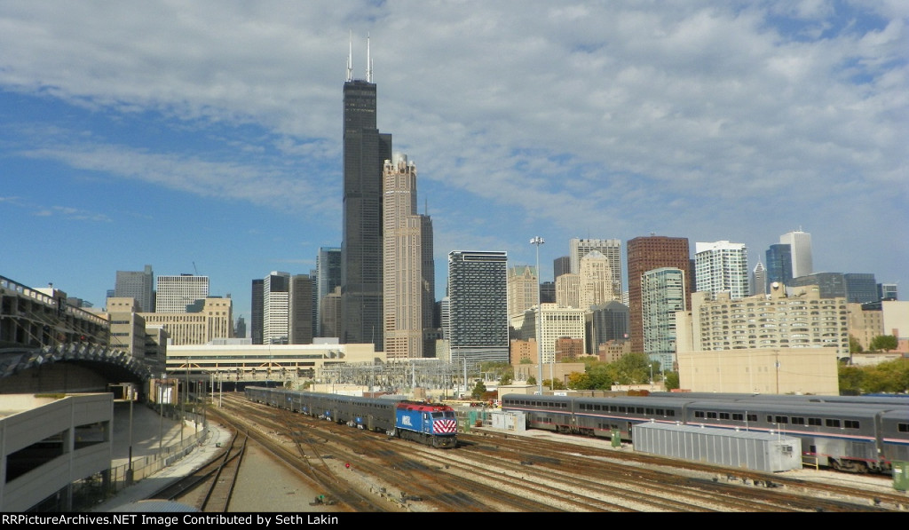 METX 188 with Southwest Service train 818