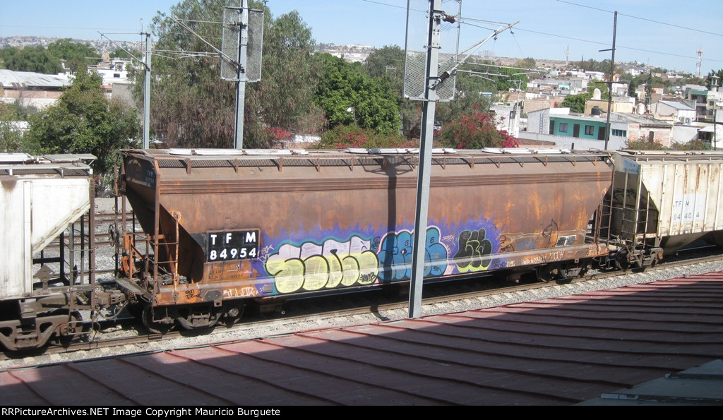 TFM hopper in a grain train