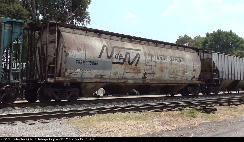 Ferrosur covered hopper