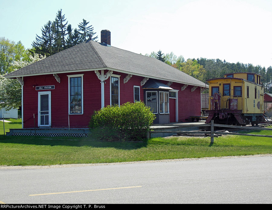 GB&W Iola, WI Depot and DMIR C-58?