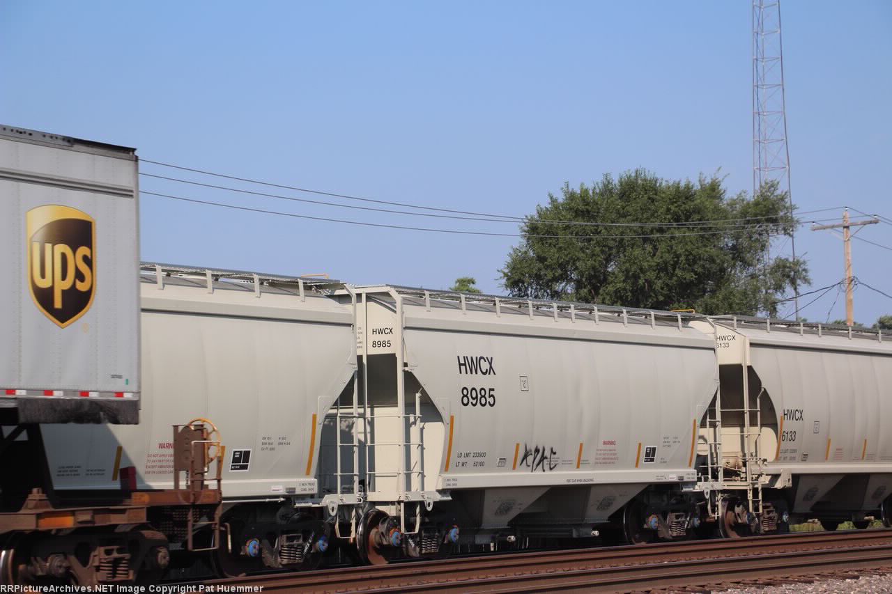 HWCX 8985