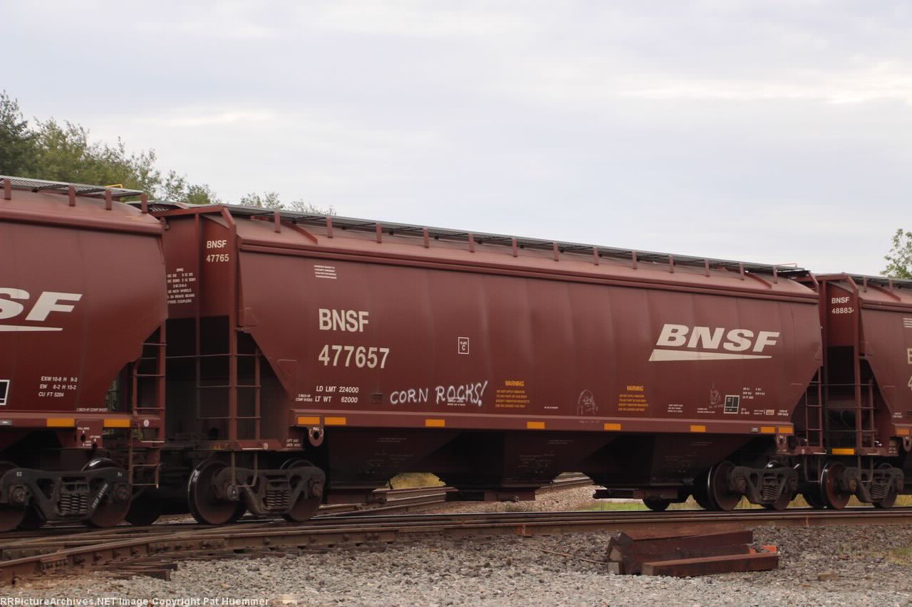 BNSF 477657