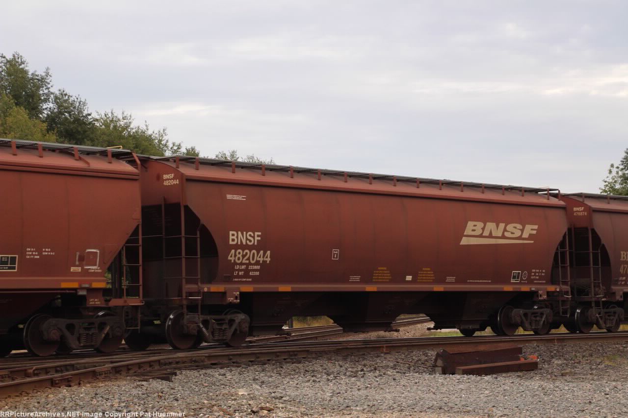 BNSF 482044