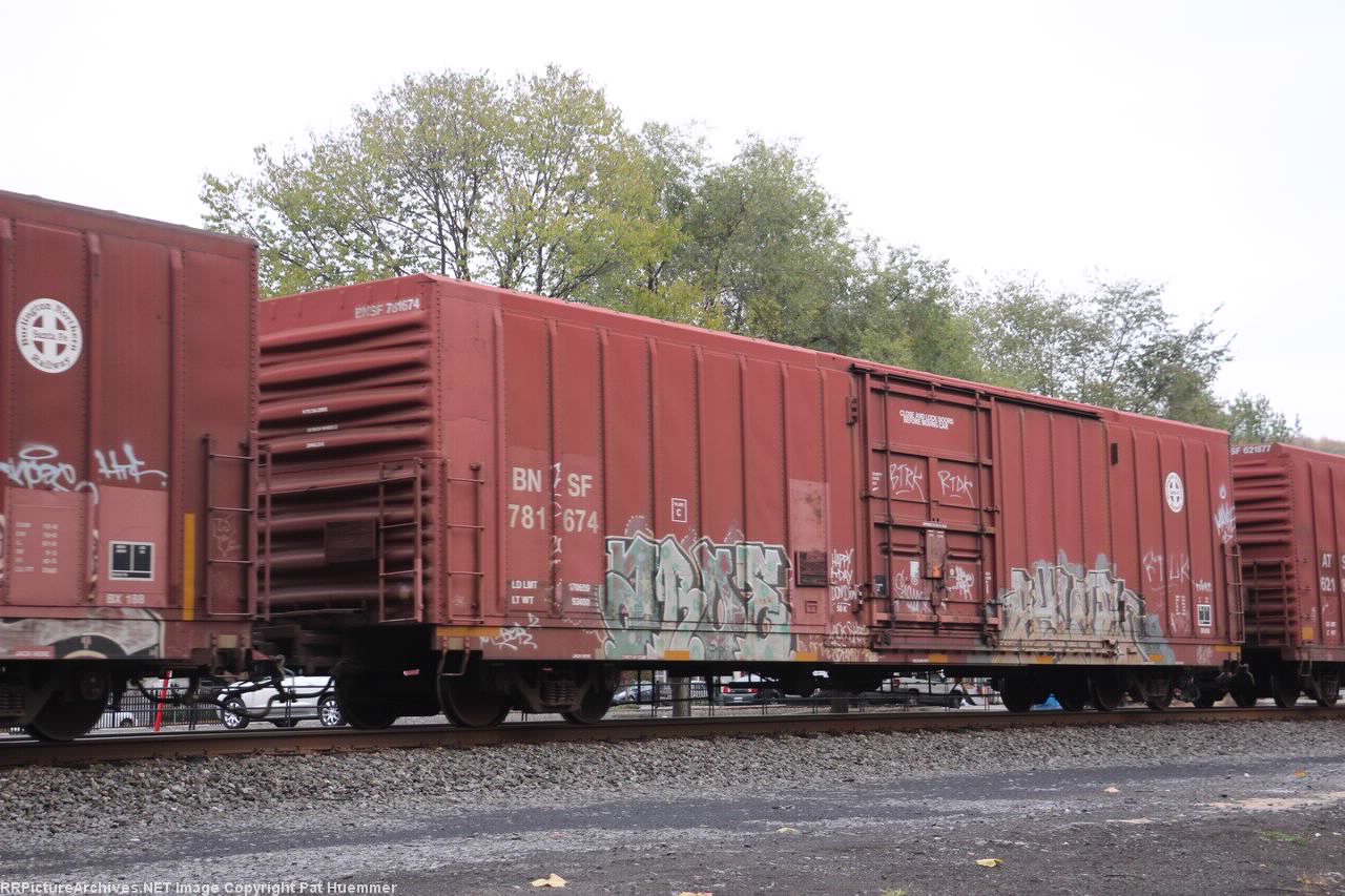 BNSF 781674
