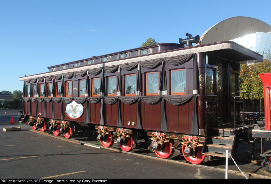 The Lincoln Funeral Car, "United States"