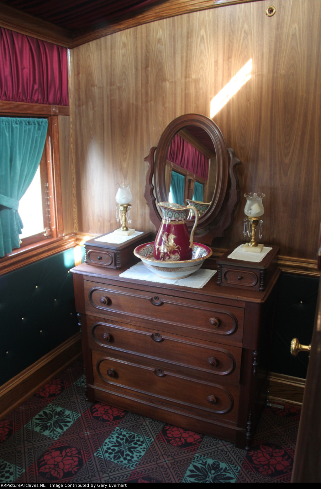 The Lincoln Funeral Car, "United States"