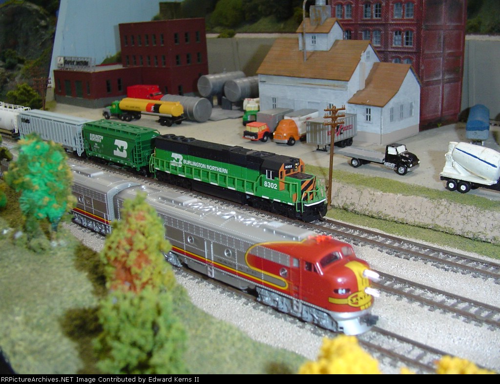 Super Chief Passes BN Freight