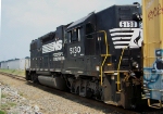NS V26 shoves cars into Smurfit-Stone