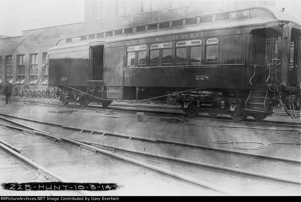 CO Baggage/Coach Combo #228 - Chesapeake & Ohio