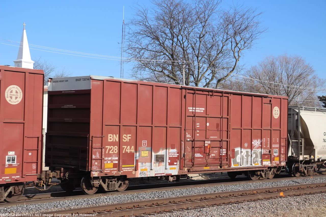 BNSF 728744