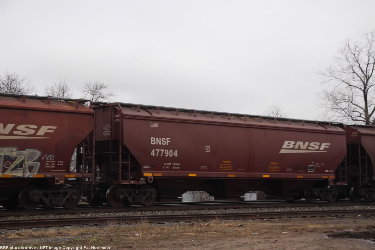 BNSF 477904