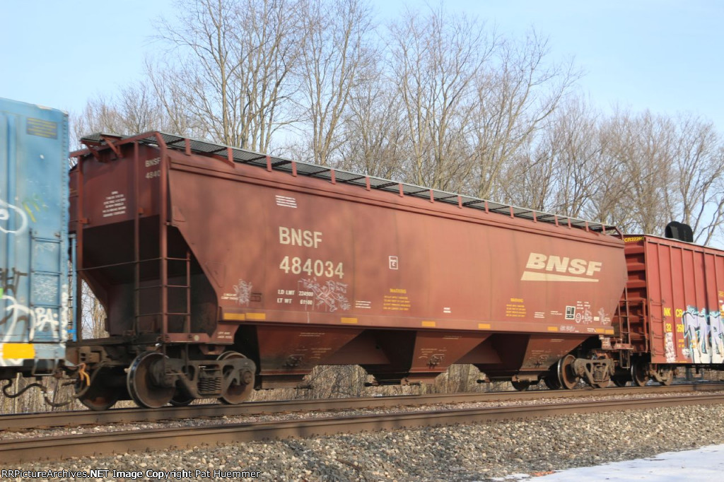 BNSF 484034