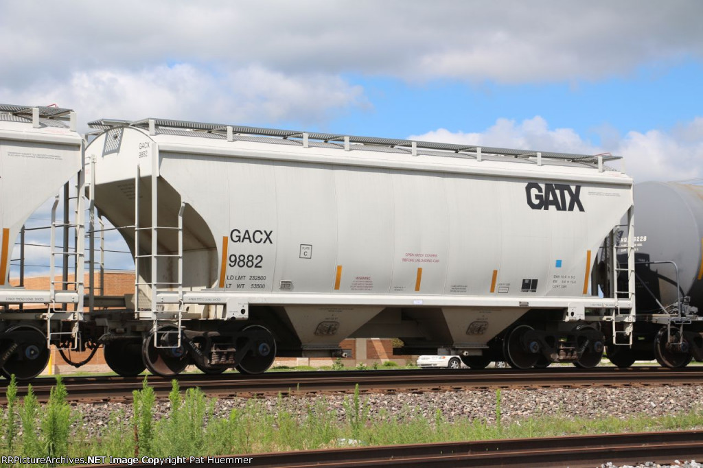 GACX 9882
