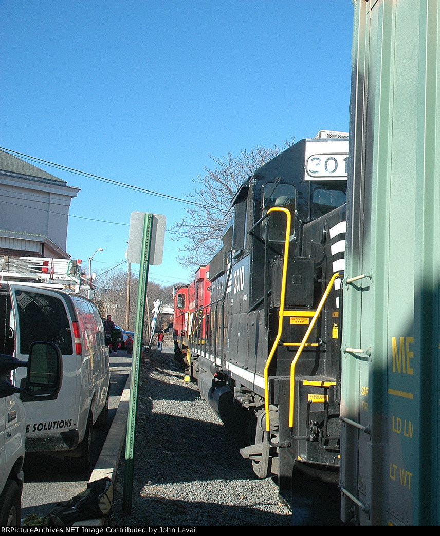 2015 M&E Toys for Tots Train