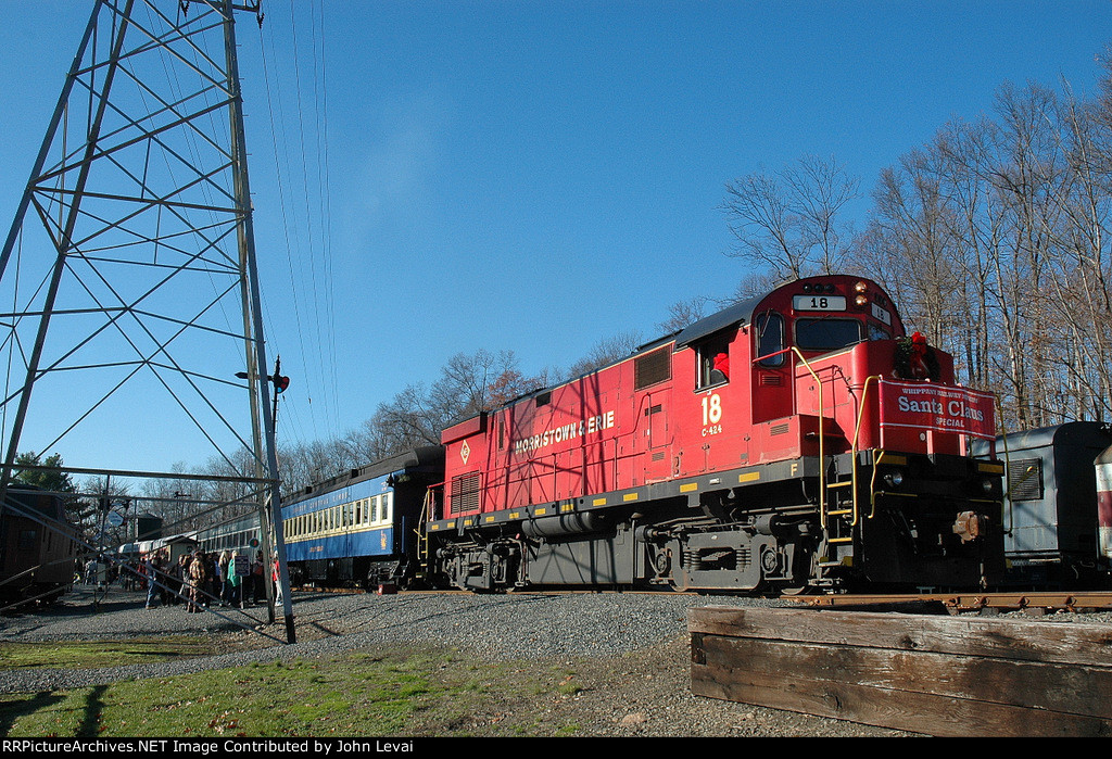 M&E Alco on the east end of the Santa Train
