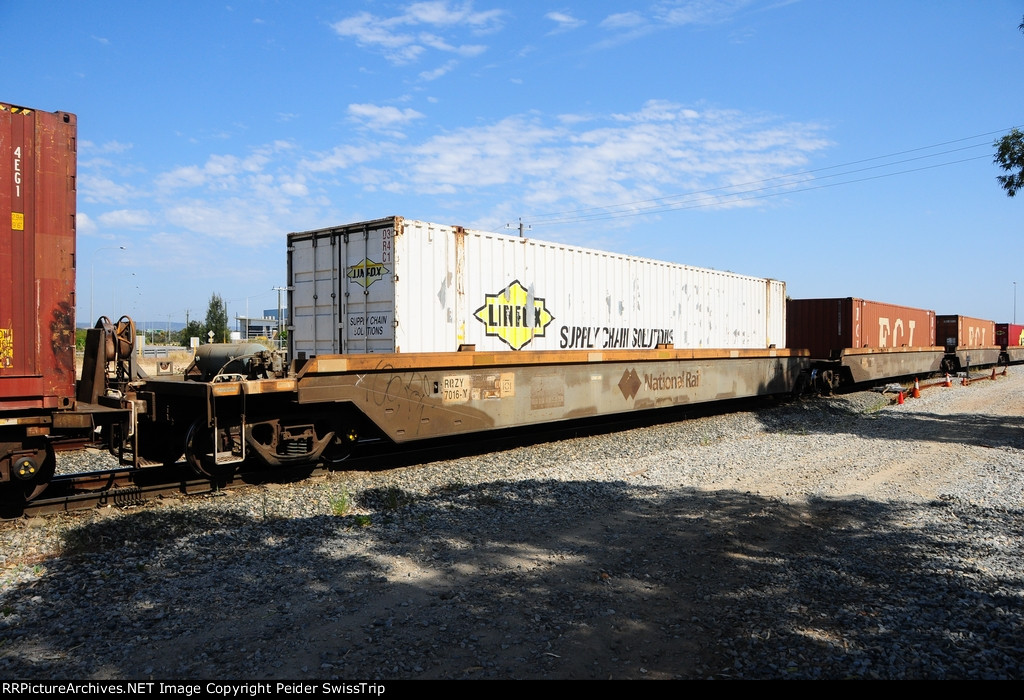Intermodal train