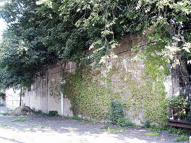 Retaining Wall - Columbus Avenue Station