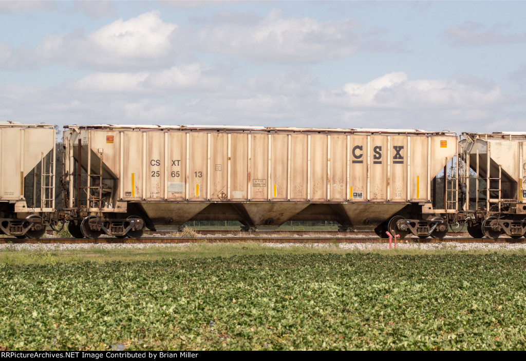 CSXT 256513