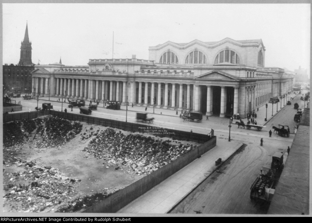 Pennsylvania Railroad Station, New York City, from 6th Ave.  ca1912