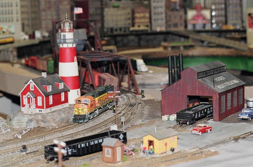 Freight run : SunCity Hilton Head Model RR