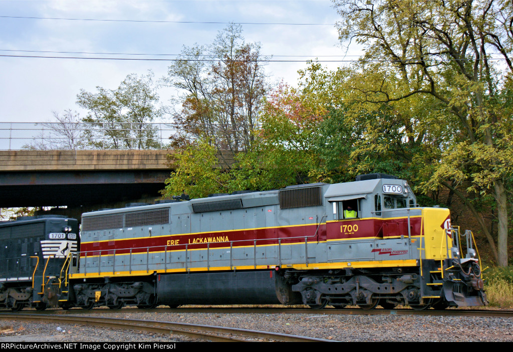 NS 1700 Erie Lackawanna