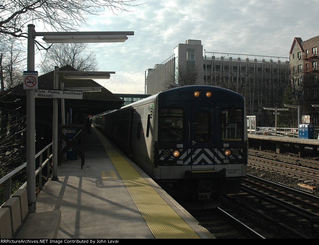Northbound MNR M7 Set