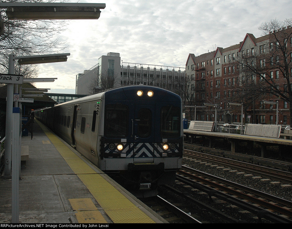 MNR M7 Set at Botanical Garden Station