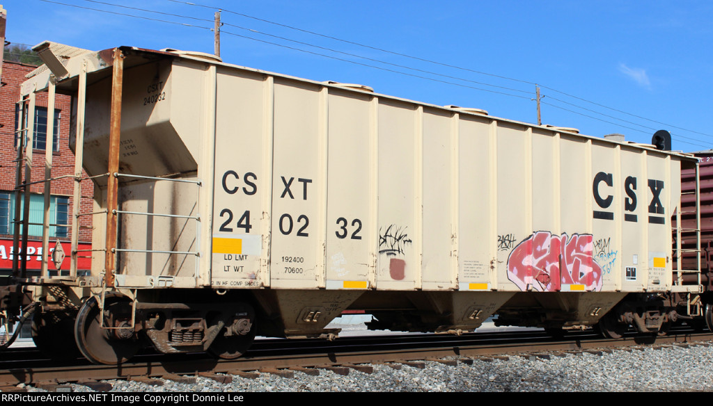 CSXT 240232