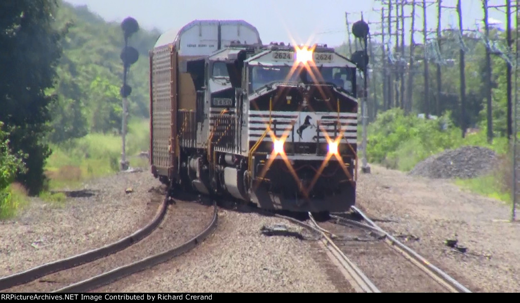 Norfolk Southern 18N Switching Tracks