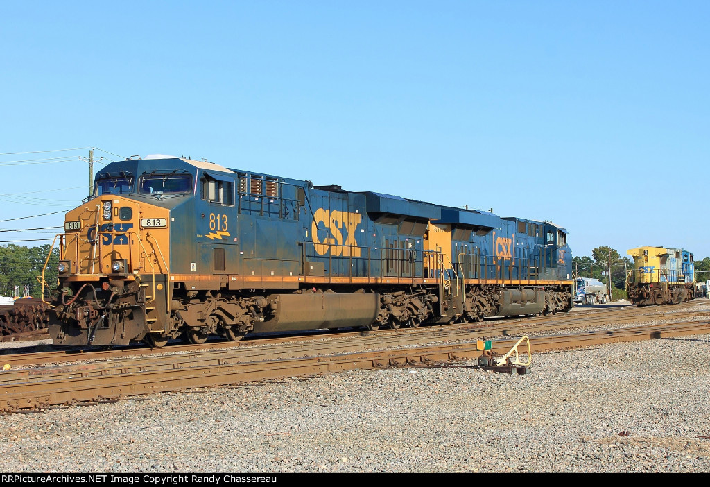 CSX 813