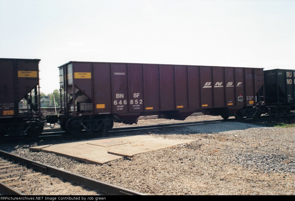 BNSF 646852
