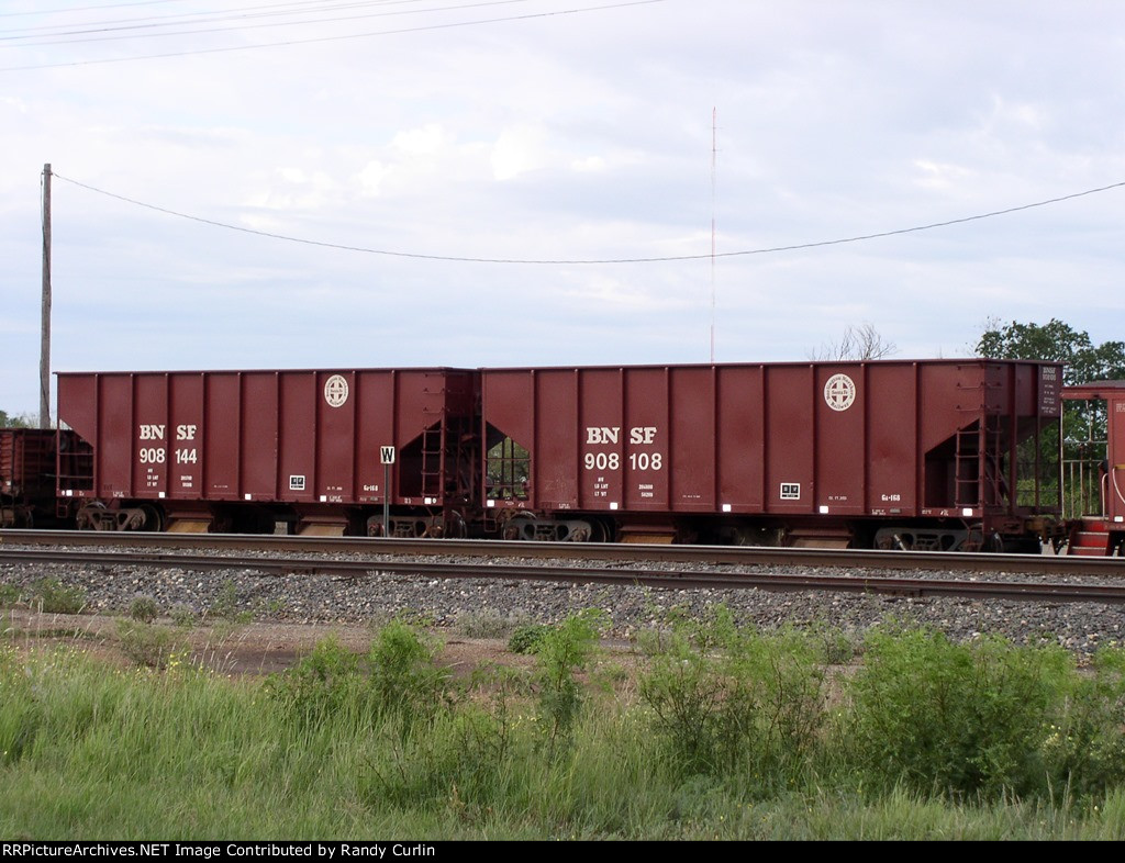 BNSF Ballast Hoppers