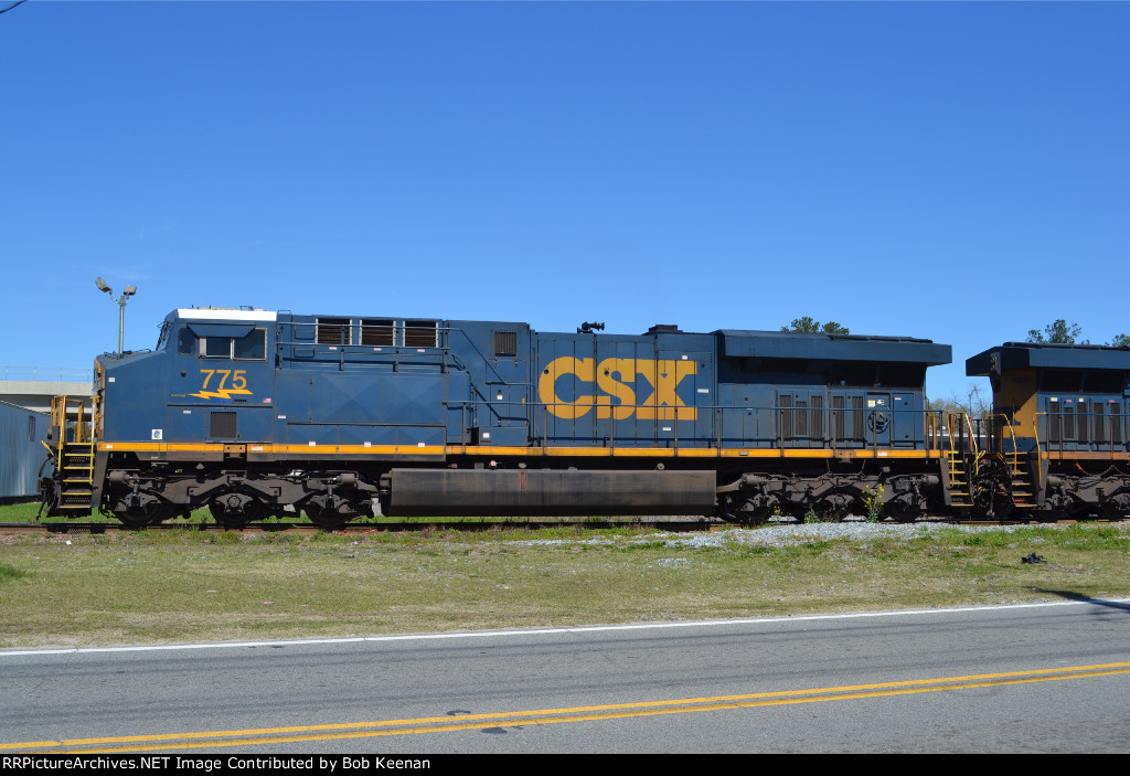 CSX 775