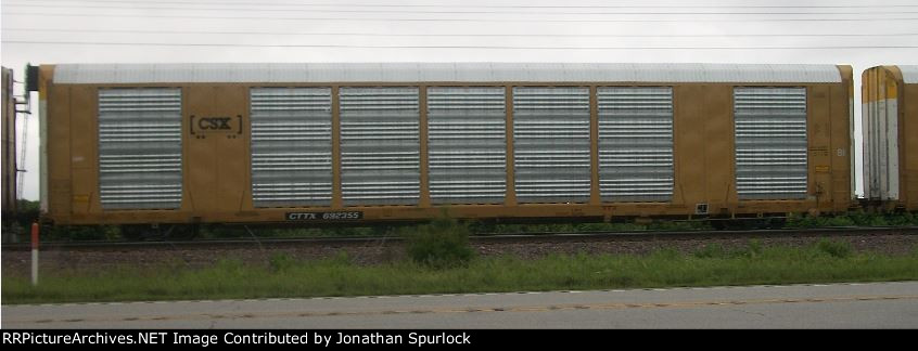 CTTX 692355, with CSX rack