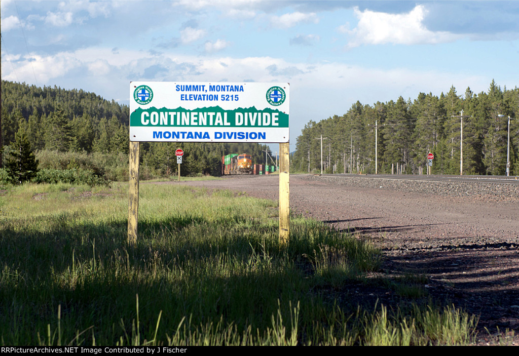 Summit Montana, Continental Divide