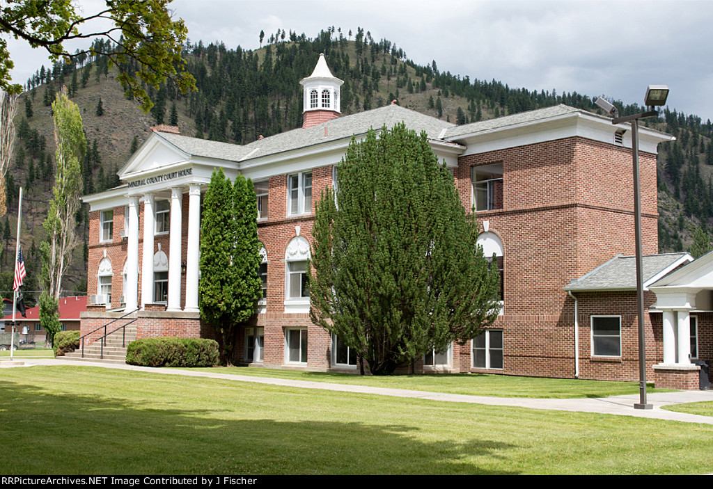 Mineral County Court House