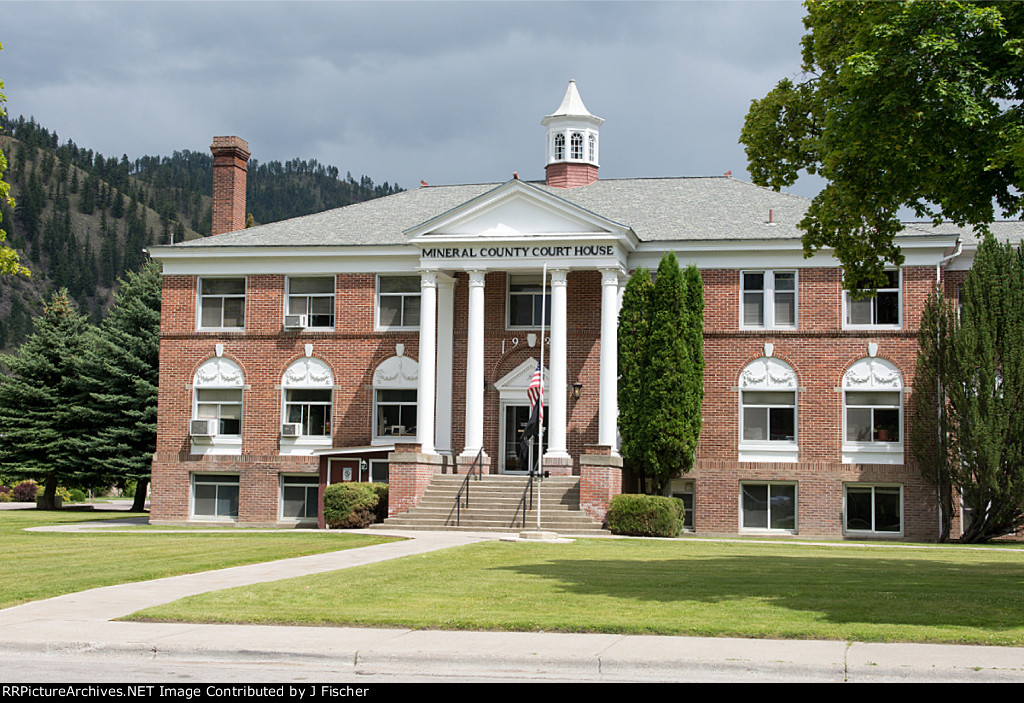 Mineral County Court House